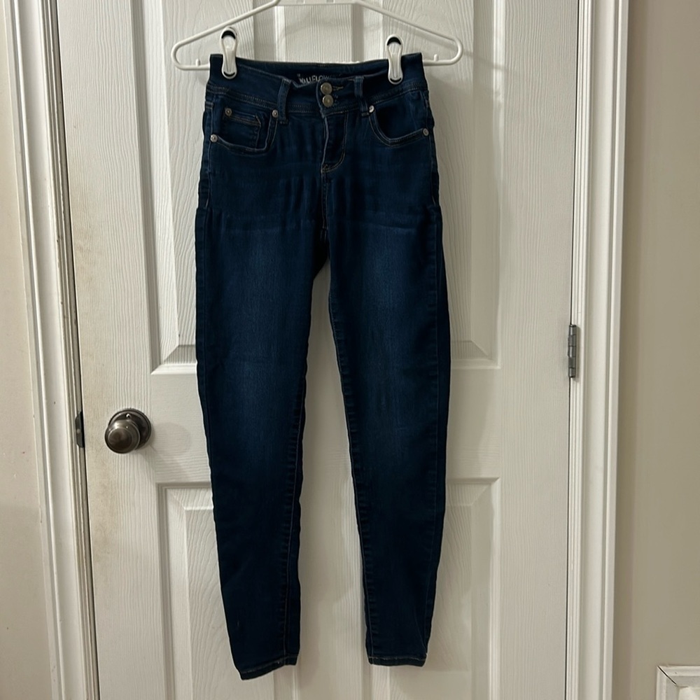 Wallflower jeans skinny stretch women’s size 1 dark blue